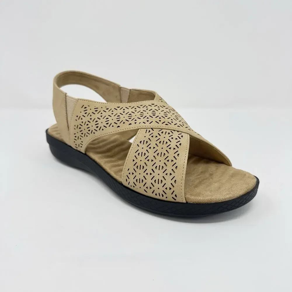 Easy Street Claudia Sandals Comfort Wave Sand Gore Women’s Size 8W Beige